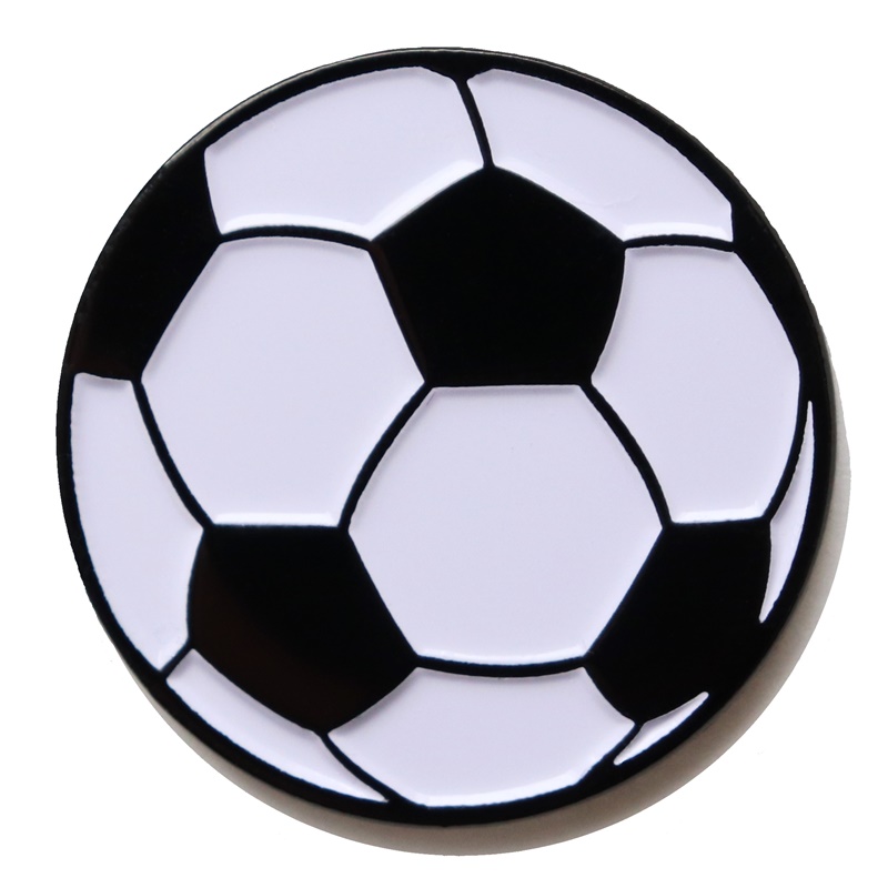 サッカーボールピンバッジ